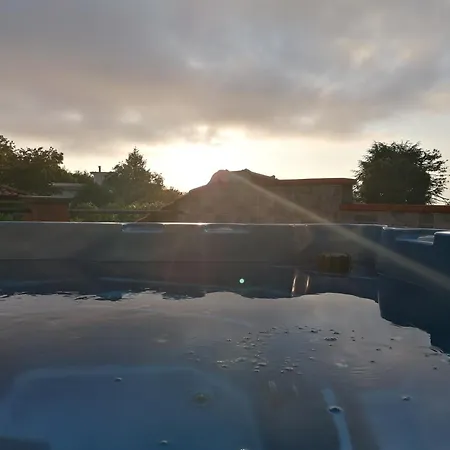 Alojamento de Acomodação e Pequeno-almoço Relais Donna Teresa Coast *